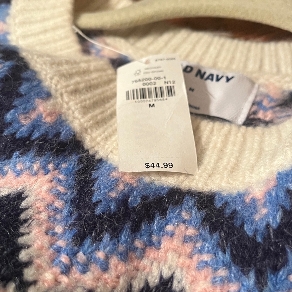 NWT Old Navy Blue and Cream Fair Isle Sweater - Picture 6 of 7
